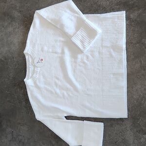 NWT oversized white pullover sweater